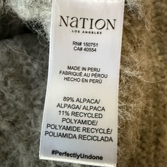 Giftable - Gray Sweater - Picture 10 of 11